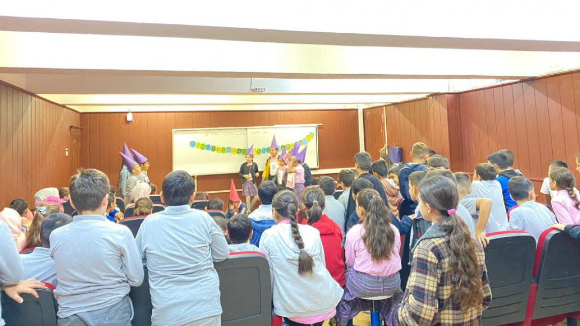 Okulumuzda 29 Ekim Cumhuriyet Bayramı Kutlama Provası yapıldı.